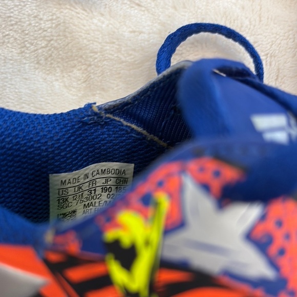 Adidas Vibrant Kids soccer cleats  with Graphic Design size youth 13 - Picture 7 of 7